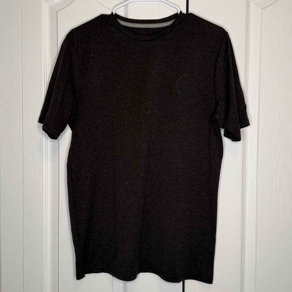 🌟3/$15 Volcom Dark heathered gray t shirt men’s L